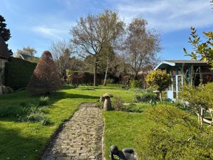 Photo 21- click for photo gallery